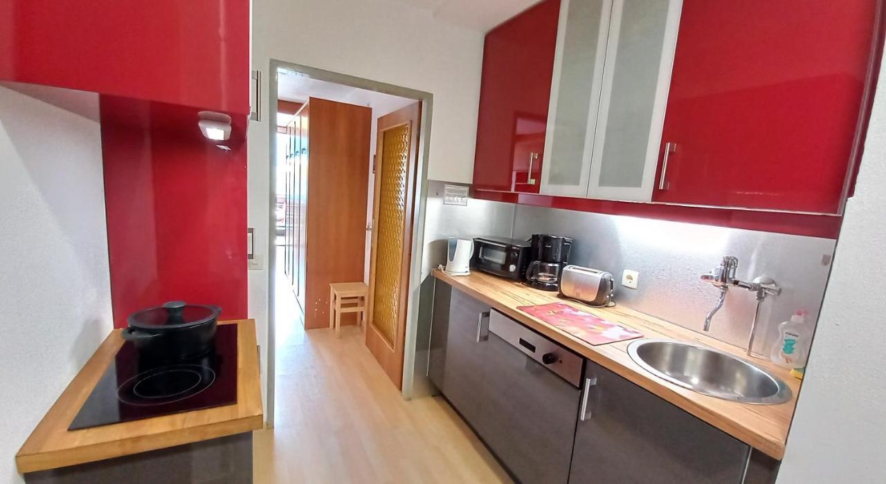 Stiegl Maren Seeblick Appartement Haus Haensel&Gretel Direkt Am Ossiacher See Mit Hallenbad מראה חיצוני תמונה