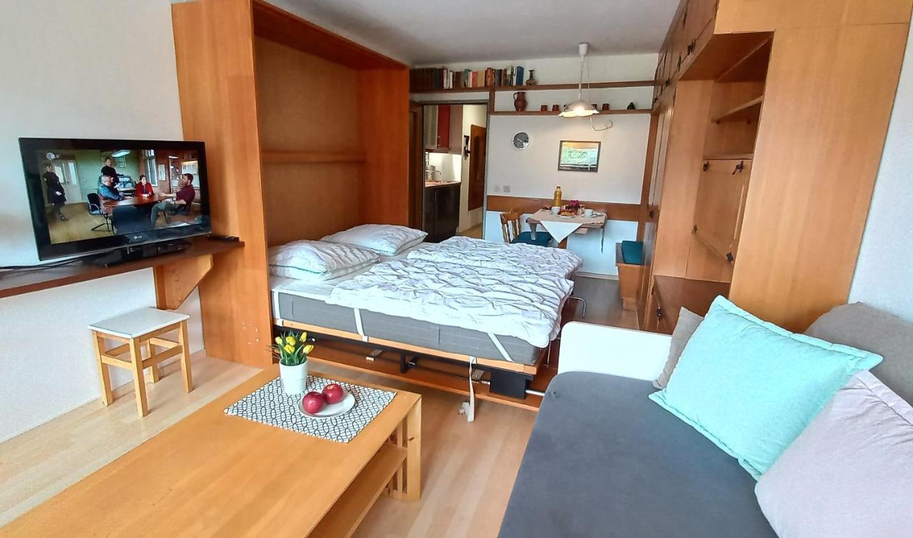 Stiegl Maren Seeblick Appartement Haus Haensel&Gretel Direkt Am Ossiacher See Mit Hallenbad מראה חיצוני תמונה